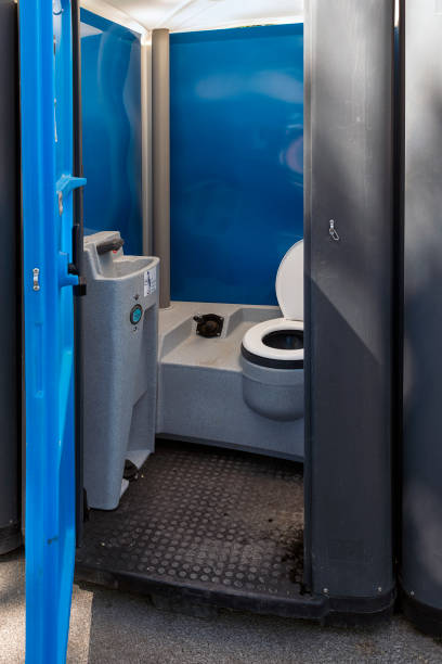 Porta potty delivery and setup in Wilmerding, PA